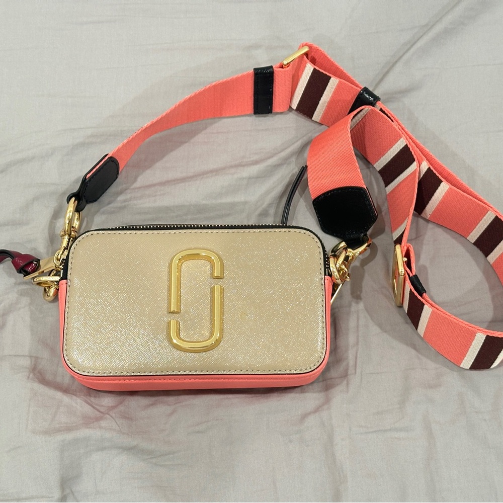 Marc Jacobs Snapshot Camera Bag – Pink/Gold – Crossbody